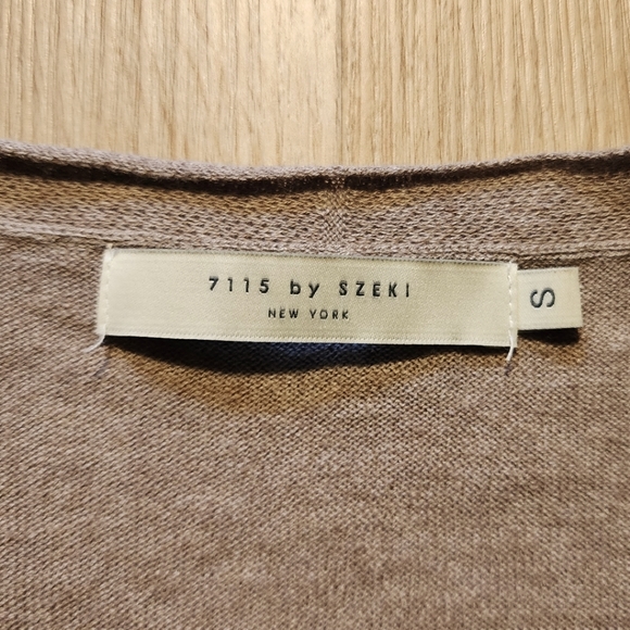 Sweater Knitwear - Picture 3 of 4